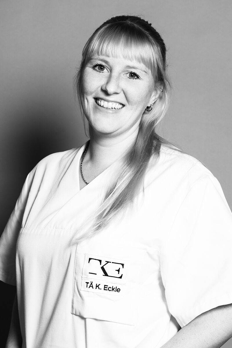 Tierärztin<br>Katharina Eckle