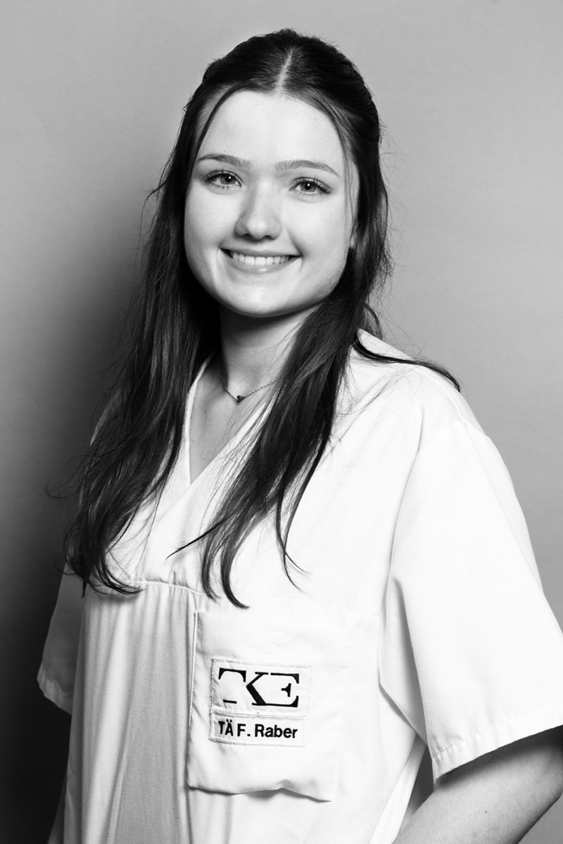 Tierärztin<br>Franziska Raber